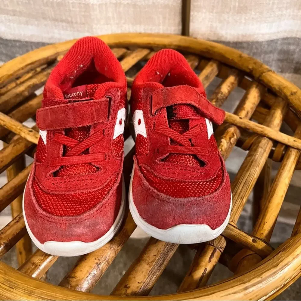 Saucony Red Sneakers‎ Size 6
